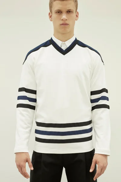 Look 16
